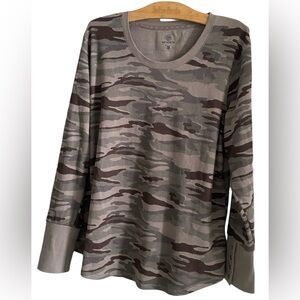 🐝Camo Print Crew Neck Sweater